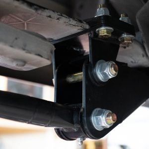 2015-PRESENT F-150 2WD/4WD FITS ALL CABS PERFORMANCE TRACTION BAR KIT (LOWERED APPLICATION ONLY)